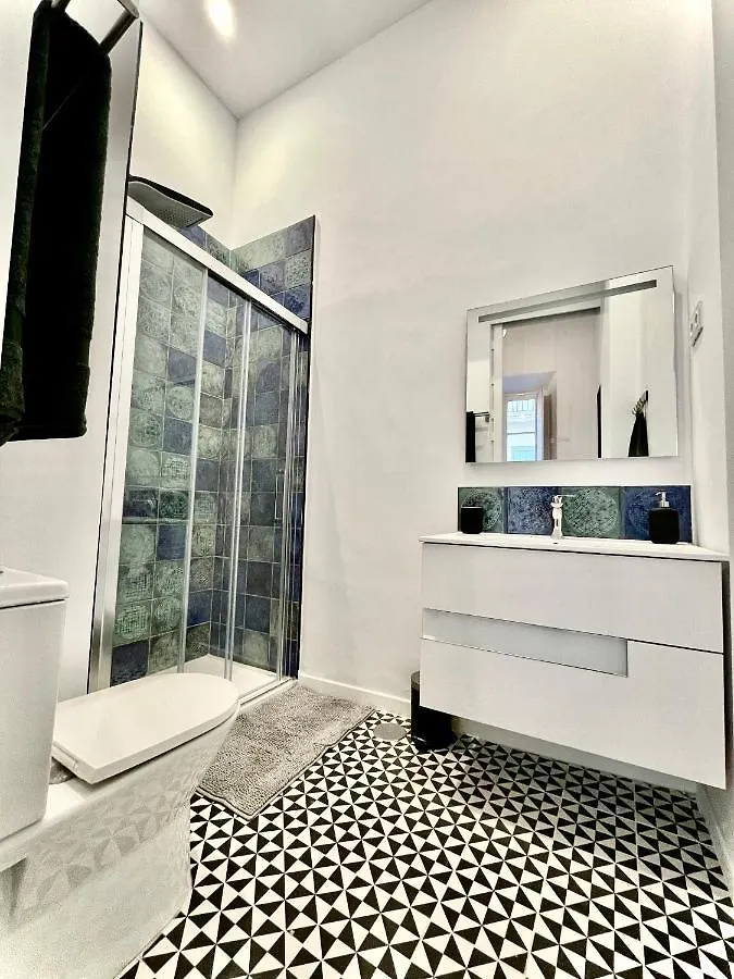 Puerta Azul 3 Bedroom Deluxe Apartment Malaga Spain